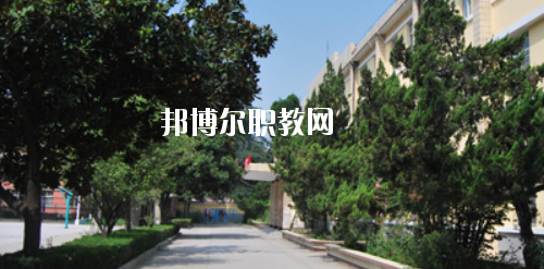 陜西藍天民航技師學(xué)院2020年報名條件、招生要求、招生對象