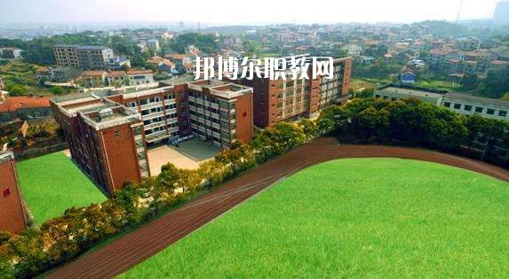 鄭州科技中等專業(yè)學校2021年報名條件、招生要求、招生對象