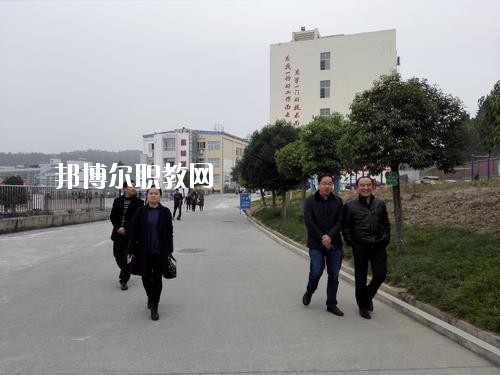 綿陽游仙職業(yè)教育中心2020年報(bào)名條件、招生要求、招生對(duì)象