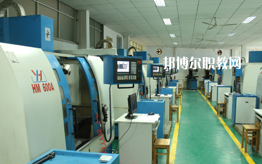 廣東省理工職業(yè)技術(shù)學(xué)校2020年學(xué)費(fèi)、收費(fèi)多少
