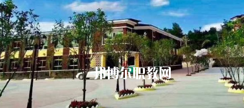 貴州航空工業(yè)技師學(xué)院烏當(dāng)校區(qū)2020年報(bào)名條件、招生要求、招生對(duì)象