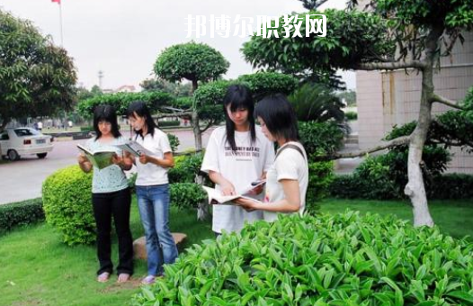 廣州市番禺區(qū)職業(yè)技術(shù)學(xué)校2020年報名條件、招生要求、招生對象