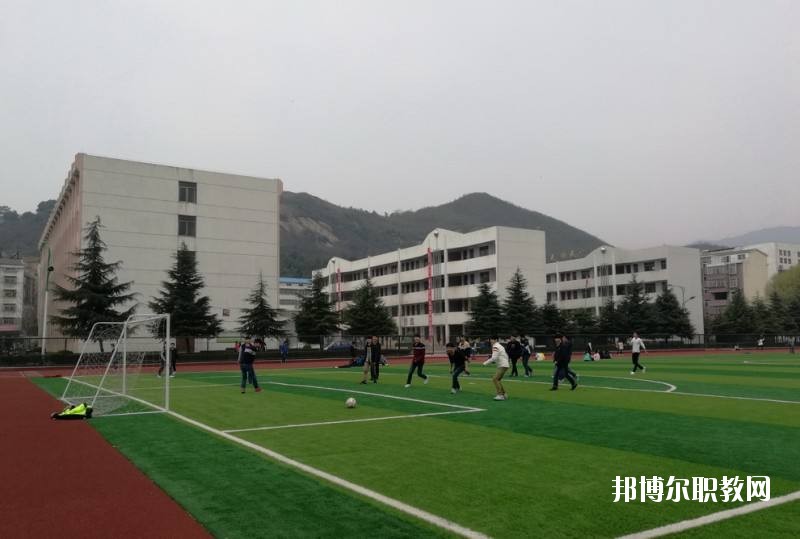 新縣職業(yè)高級(jí)中學(xué)2021年報(bào)名條件、招生要求、招生對(duì)象