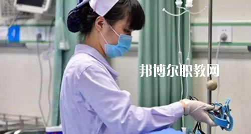 貴州2020年衛(wèi)校學費多少