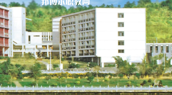 梅州藝術學校2020年報名條件、招生要求、招生對象