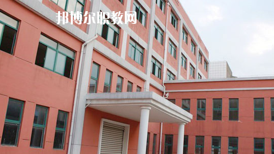 南昌工業(yè)技工學(xué)校2020年報(bào)名條件、招生要求、招生對象