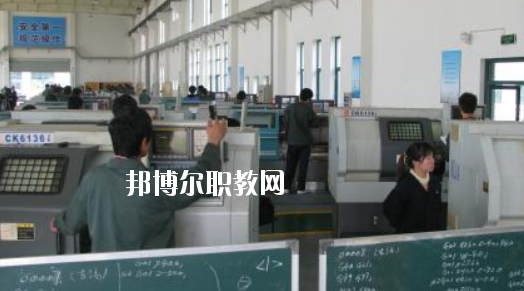 含山電子工程學(xué)校2020年報名條件、招生要求、招生對象