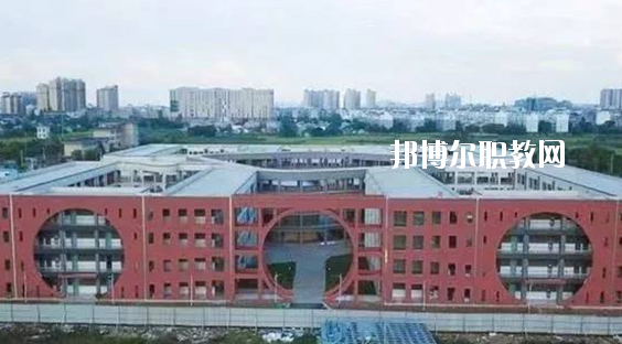 馬鞍山幼兒師范學(xué)校2020年報名條件、招生要求、招生對象