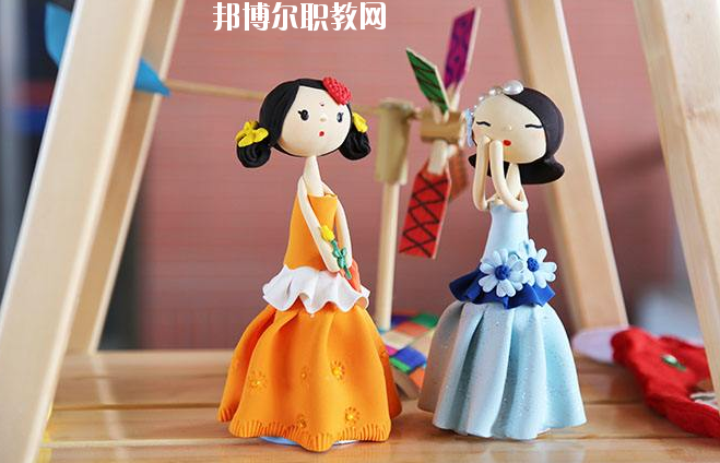 湖北2020年讀什么幼師學校好