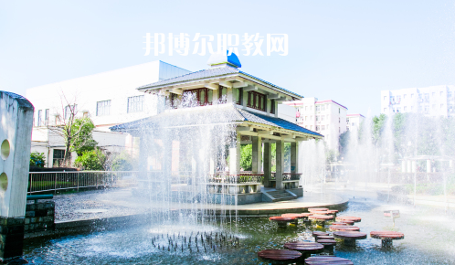 江西2021年哪個(gè)大專學(xué)校的鐵路學(xué)校好