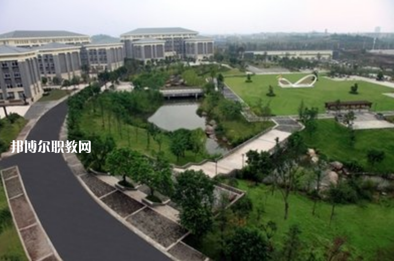 重慶2021年哪個大專學(xué)校的鐵路學(xué)校好