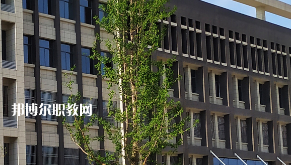 安徽天柱山旅游學(xué)校2021年報(bào)名條件、招生要求、招生對(duì)象