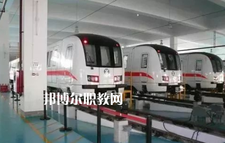 重慶2021年鐵路學校什么專業(yè)適合男生