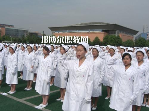 成都2021年女生上衛(wèi)校學什么專業(yè)好