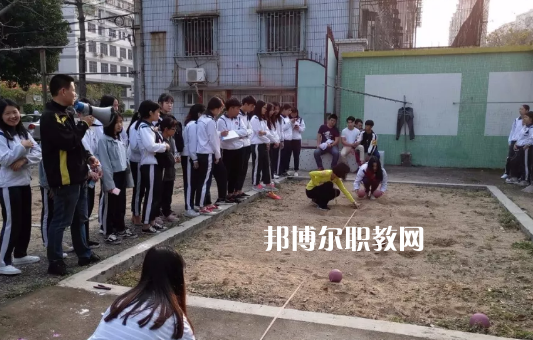 汕頭經(jīng)貿(mào)職業(yè)技術(shù)學(xué)校2021年報(bào)名條件、招生要求、招生對象