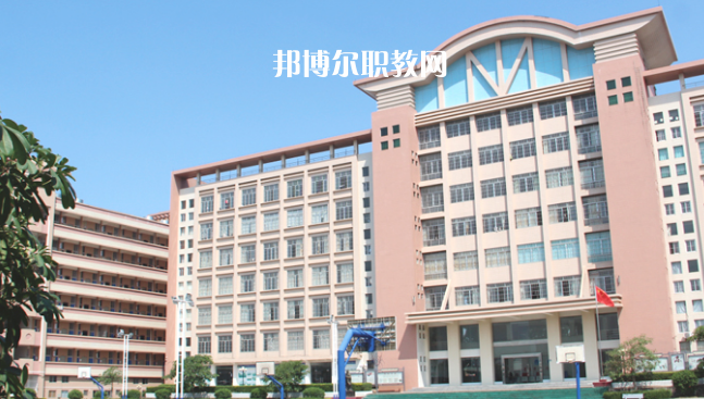 汕頭經(jīng)貿(mào)職業(yè)技術(shù)學校怎么樣、好不好