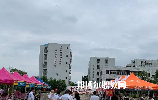 汕頭潮陽建筑職業(yè)技術(shù)學校2021年學費、收費多少