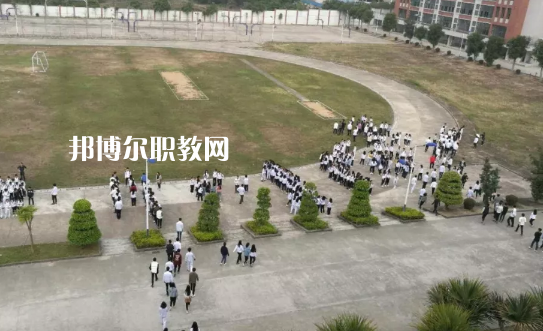 汕頭潮陽(yáng)區(qū)職業(yè)技術(shù)學(xué)校怎么樣、好不好