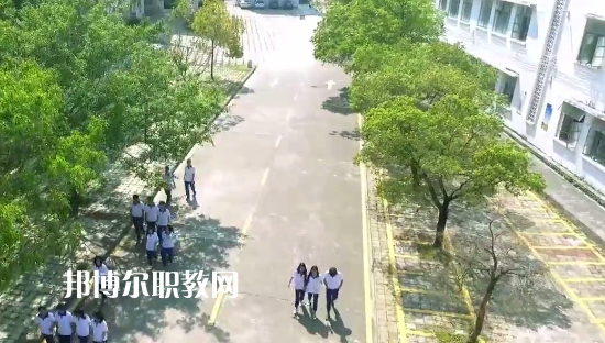 德慶縣中等職業(yè)學校2021年招生辦聯系電話