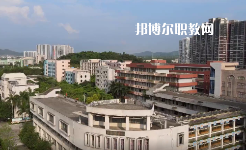鶴山職業(yè)技術學校2021年學費、收費多少
