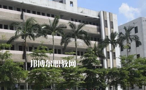 吳川職業(yè)高級中學2021年學費、收費多少