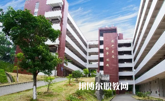 韶關(guān)中等職業(yè)技術(shù)學校2021年報名條件、招生要求、招生對象