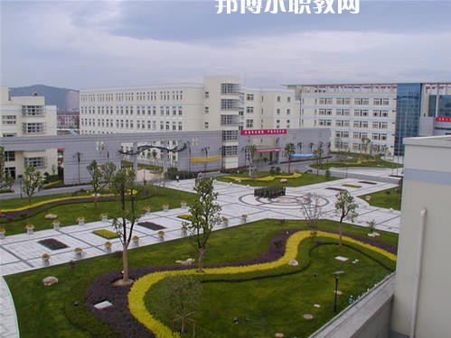 西昌現(xiàn)代職業(yè)技術學校2021年報名條件、招生要求