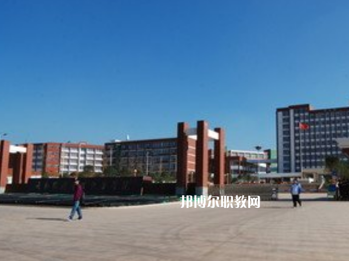 重慶松溉中等職業(yè)技術學校網(wǎng)站網(wǎng)址