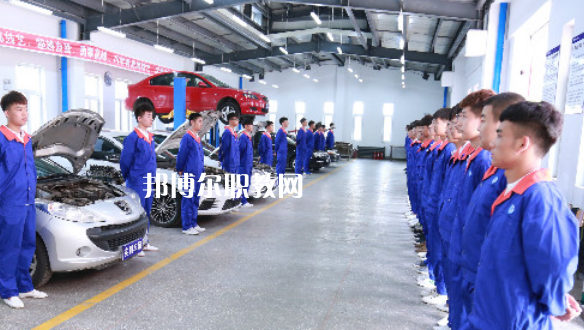 廣州2021年中專汽修學(xué)?？梢钥即髮? width=