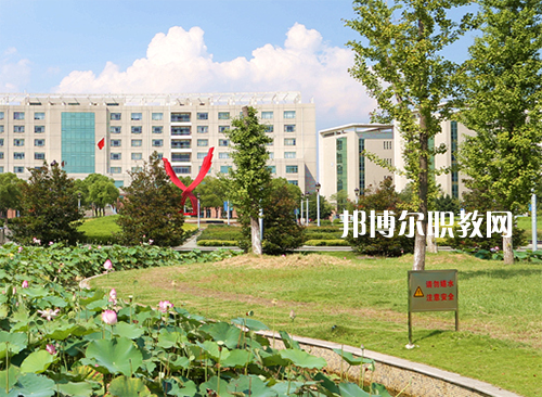 江蘇省常熟職業(yè)教育中心校怎么樣、好不好