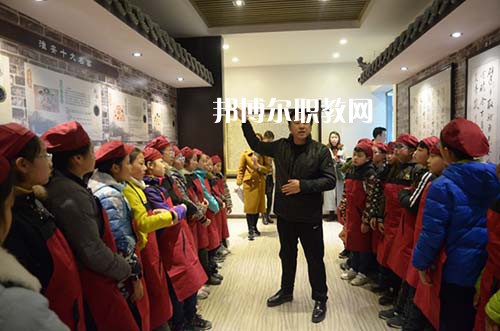 江蘇省淮陰商業(yè)學(xué)校2021年報(bào)名條件、招生要求、招生對象
