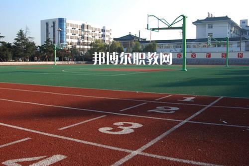 揚(yáng)州生活科技學(xué)校怎么樣、好不好