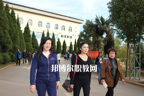 勐?？h職業(yè)高級中學(xué)2021年報名條件、招生要求、招生對象