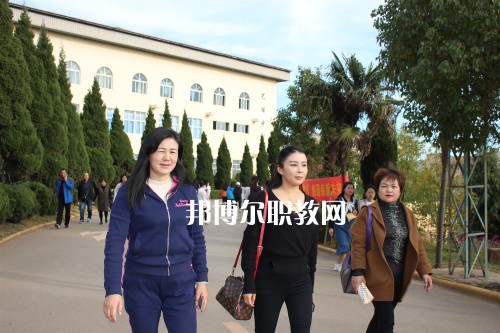 勐?？h職業(yè)高級(jí)中學(xué)網(wǎng)站網(wǎng)址