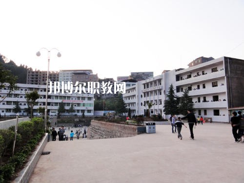 通海縣職業(yè)高級(jí)中學(xué)2021年招生錄取分?jǐn)?shù)線