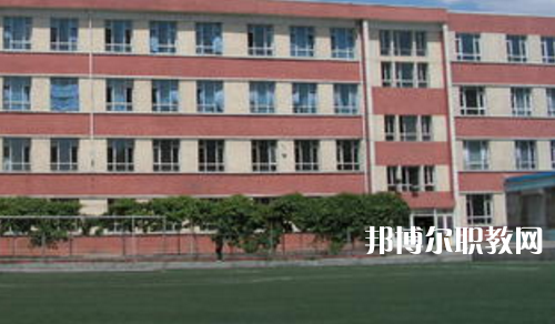 花溪區(qū)職業(yè)教育培訓(xùn)管理中心2021年報(bào)名條件、招生要求、招生對象