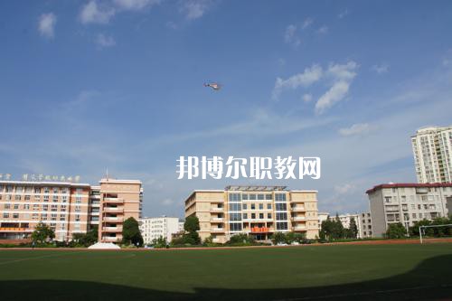 曲靖麒麟職業(yè)技術(shù)學(xué)校2021年報(bào)名條件、招生要求、招生對象