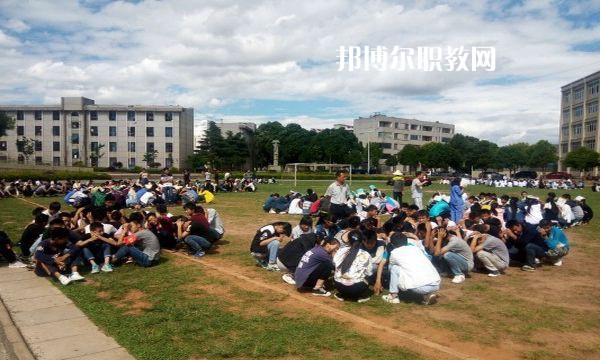 宜良縣職業(yè)高級(jí)中學(xué)怎么樣、好不好