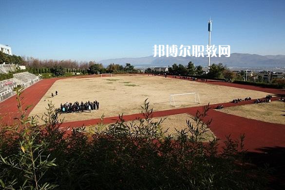 大理州財(cái)貿(mào)學(xué)校2021年報(bào)名條件、招生要求、招生對象