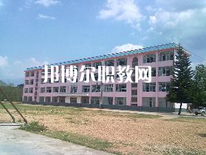耿馬縣職教中心2021年報(bào)名條件、招生要求、招生對(duì)象