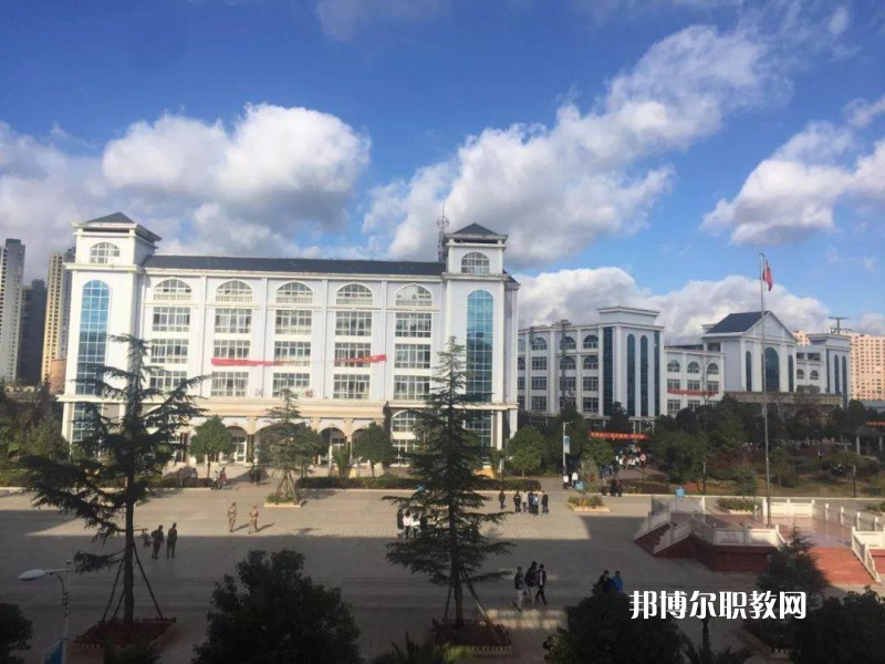 曲靖師宗職業(yè)技術(shù)學(xué)校2021年報(bào)名條件、招生要求、招生對(duì)象