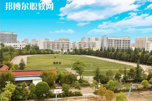 曲靖財(cái)經(jīng)學(xué)校怎么樣、好不好