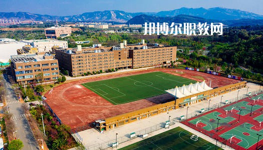 云南藝術(shù)學(xué)校2021年報名條件、招生要求、招生對象