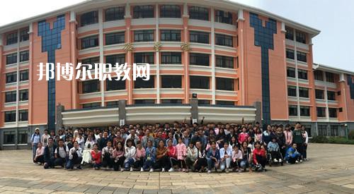 云南民族中等專業(yè)學(xué)校2021年報名條件、招生要求、招生對象