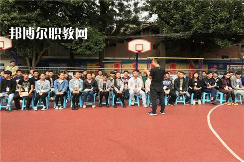 四川省彝文學(xué)校2021年報(bào)名條件、招生要求、招生對象