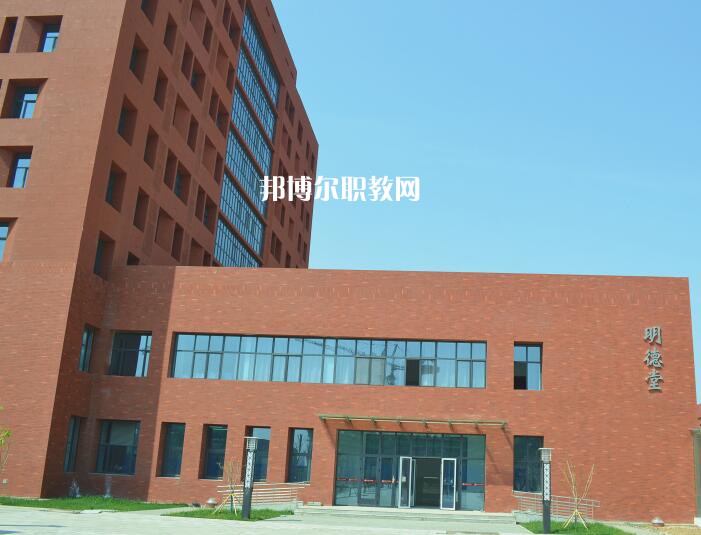 張家口機(jī)械工業(yè)學(xué)校2022年報名條件、招生要求、招生對象