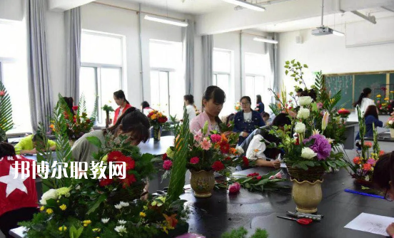 甘肅省臨夏州職業(yè)技術(shù)學(xué)校怎么樣、好不好