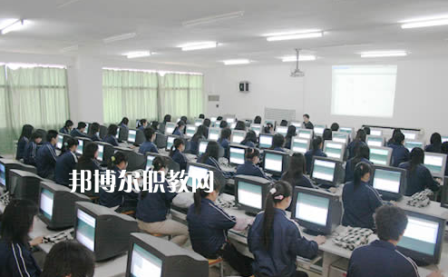 杭州2022年計算機(jī)學(xué)校什么專業(yè)好