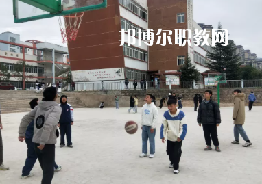 清鎮(zhèn)中等職業(yè)技術(shù)學校2022年學費、收費多少