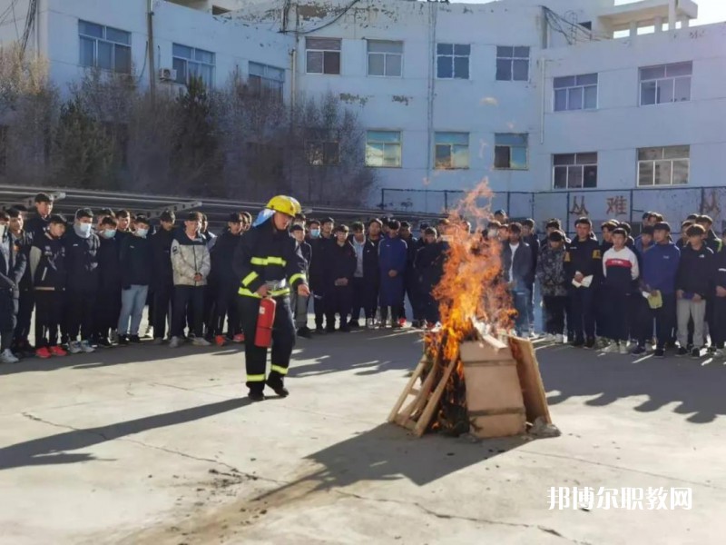 嘉峪關(guān)體育運(yùn)動(dòng)學(xué)校2022年報(bào)名條件、招生要求、招生對象